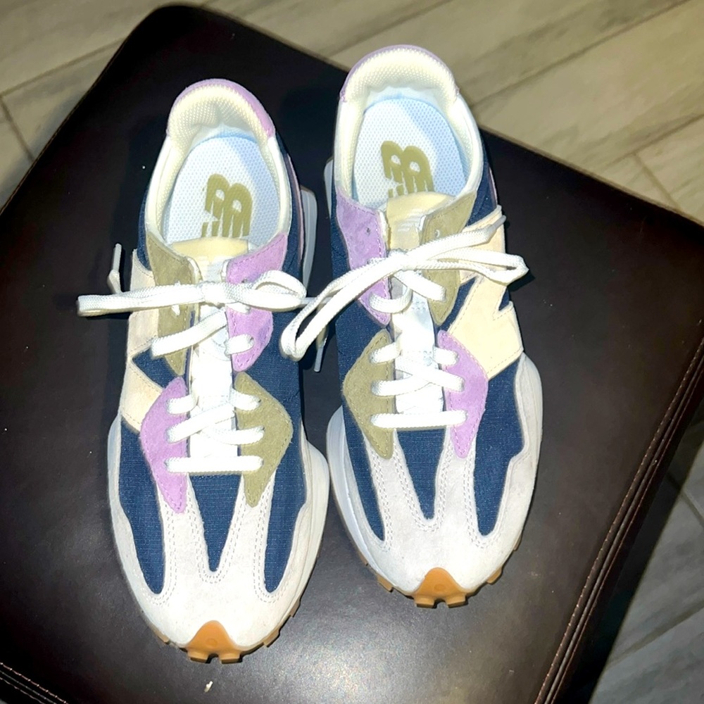 Woman shoes brand new